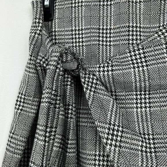 Sensational Collection Women's Large Skirt Mini Faux Wrap Tie Pull On Plaid - Picture 2 of 6